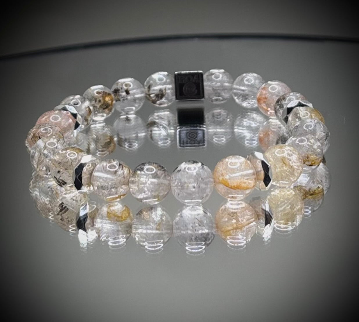 Гривна HOA „Херкимер диамант“ от естествени камъни, ръчно изработена. Висок клас кристал в чист и минималистичен дизайн.